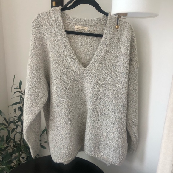 Urban Outfitters Sweaters - Urban Outfitters Rosie Cozy VNeck Pullover Sweater